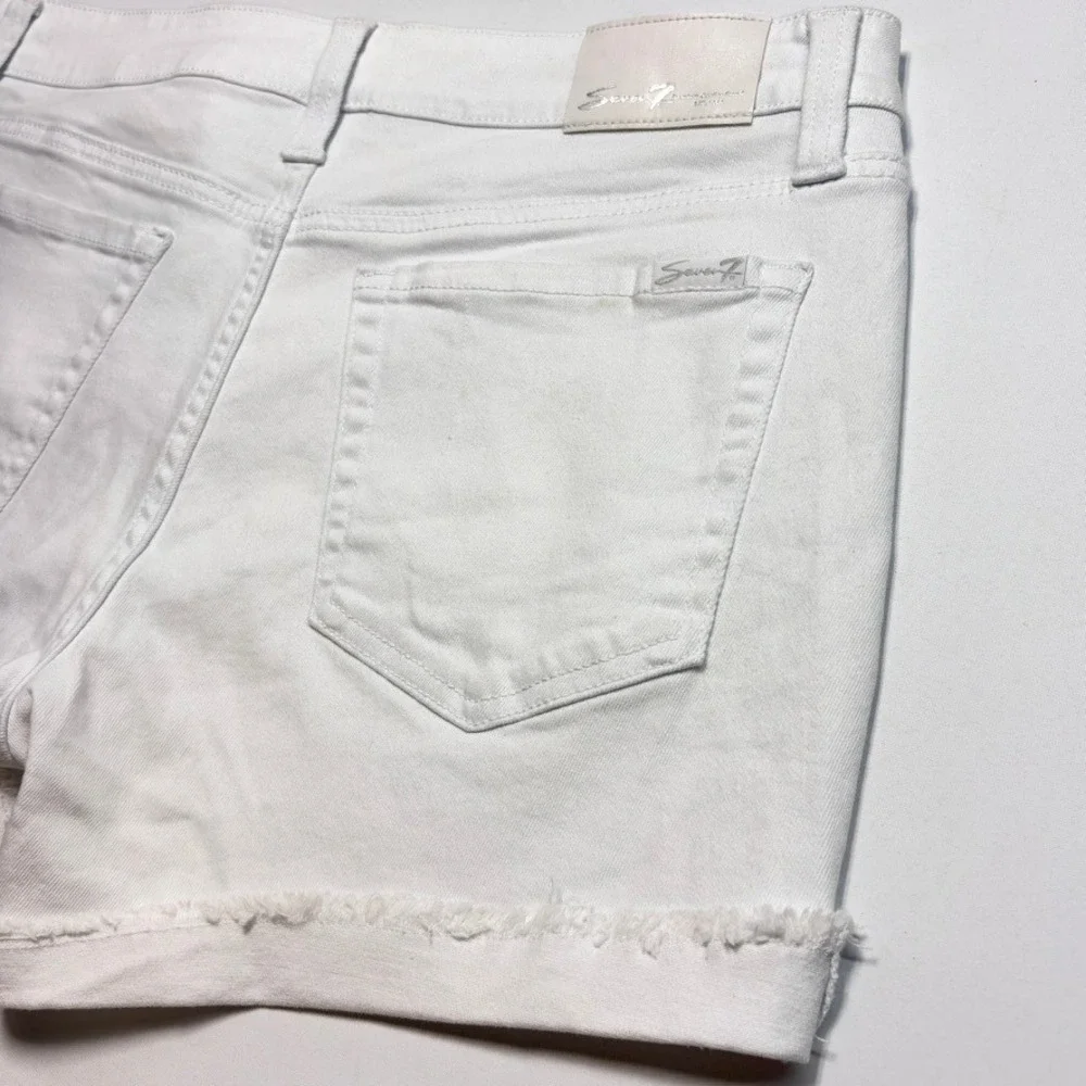 Seven7 White Denim‎ Weekend Shorts Raw Hem Coastal Summer Womens Size 8